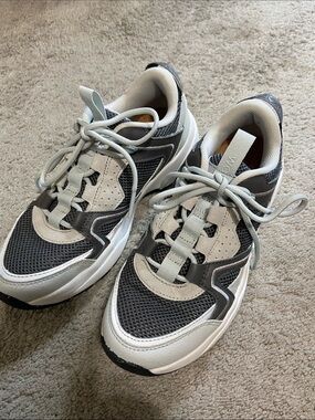 Woden Sif Reflective Women's Gray Running Sneakers Size 7.5 Cork Topped Footbed